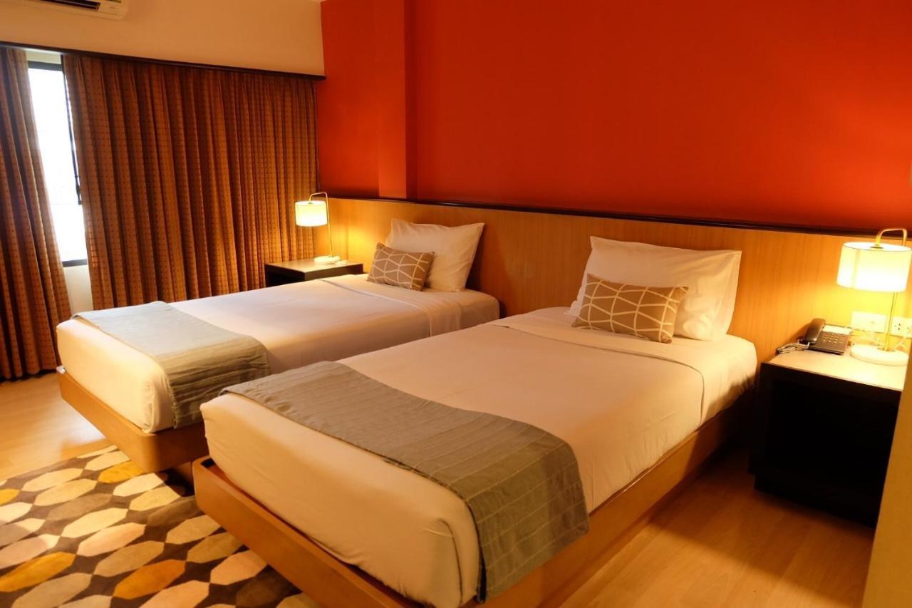 The Rose Bangkok Hotel Ngoại thất bức ảnh